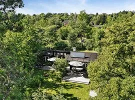 Beach And Forest Close To Tisvilde House