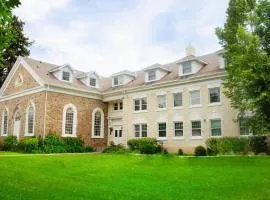 Old Rock Church Bed and Breakfast