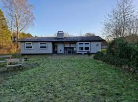 Quiet Area 15 Km To The Beach