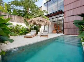 Aquamarine Villas 15A