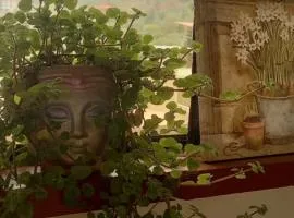 Large quiet apartment in condominium