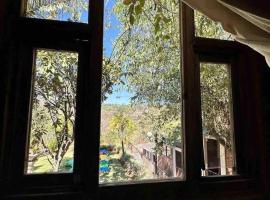 Finca San Blas, hotell i Charo