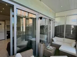 Agréable T2 climatisé avec parking, terrasse et animaux acceptés - FR-1-529-290
