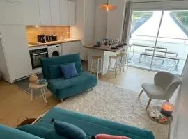 Appartement neuf avec terrasse à Le Palais - FR-1-418-271