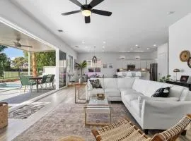 The Indio Oasis - Spacious 4 bedroom home with pool & spa!