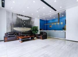 IU Hotel Chengdu Jianyang Xiongzhou Plaza, hotel i Jianyang