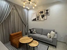 The Amarene BY YT Host