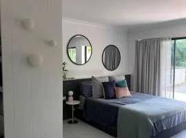 Sophisticated Spacious Self Contained Studio