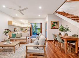 Villa Orchid - Balinese Sanctuary near Beach and CBD – hotel w mieście Stuart Park