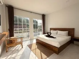 Chailai Room203