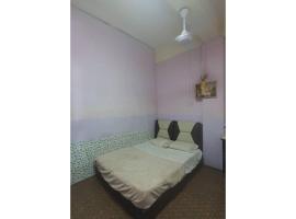 Hotel O Penginapan Almera, hotel di Inanam
