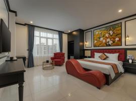 Royal Hotel & Spa โรงแรมในÐồng Ky
