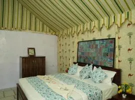 desert Galaxy Camp family Luxury Camp