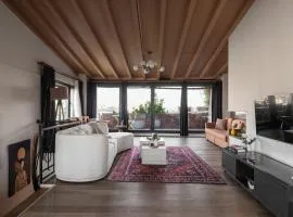 Iconic Sea View Duplex w Terrace in Balat