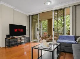 Pyrmont NSW - 2 Bedroom Apartment with Balcony