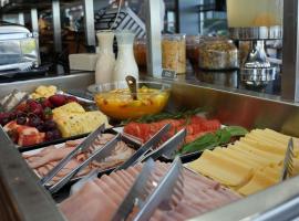 ibis Montevideo Rambla, hotel i Montevideo