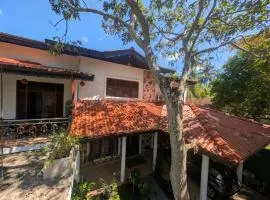 Birty's Barefoot Bay