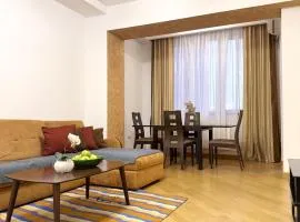 Апартаменты с 1 спальней и балконом в центре от Sweet Home