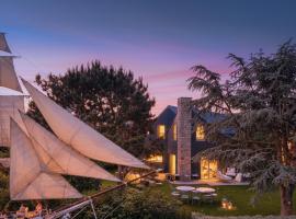 La villa M Vannes, villa les pieds dans l'eau sur le port, avec grand jacuzzi โรงแรมในวานส์
