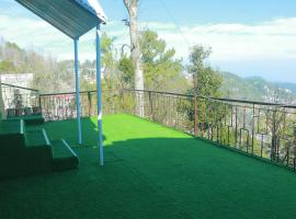 Snow Peak Resort, hotel em Murree