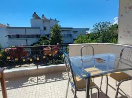 Корал апартамент