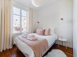 Cerise's home - Cosy flat 15min from Paris with hot tub, hotel com banheiras de hidromassagem em Levallois-Perret