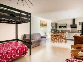 Grand studio au cœur du vignoble, Leynes