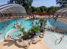 Camping de La Hallerais Dinan, viešbutis mieste Taden