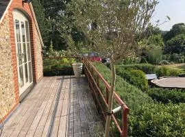 Walled Garden Cottage by Vineyard