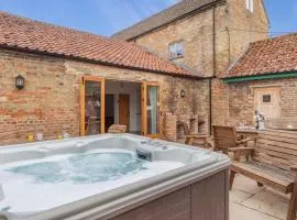 6 Bed in Three Holes oc-t31855