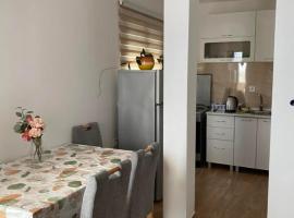 Apartments Luna, hotel em Bar