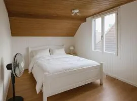 Central Modern Comfort Heritage 1673