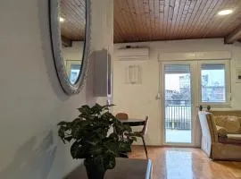 Spacious Condo w Terrace