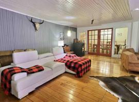 Magasin Gnral Chez Frid citq, hotel di Saint-Gabriel