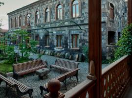 Villa Kars, hotel cerca de Aeropuerto internacional de Shirak - LWN, Gyumri