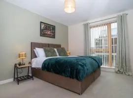 2-Bed Duplex Apartment | Sleeps 6 | Ideal for Contractors, NHS & Tourism Guests