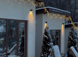 Silver Bungalow, hotell i Săcele