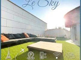 Le Sky - Penthouse de Standing Hyper-Centre Orsay Paris Saclay, hotel sa Orsay