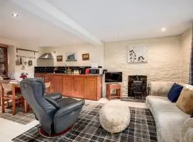 2-Bedroom - The Old Bakehouse Historic Home