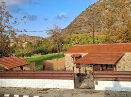 The river house, hotell sihtkohas Kato Pyrgos