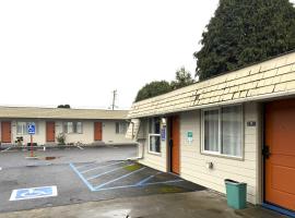 6 Rivers Motel Fortuna near Hwy 101, hotel i Fortuna