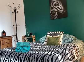 Près de l'aéroport, Hotel in Ossun