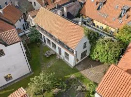 4 Bedroom Cozy Home In Visby