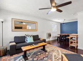 Grey Duck- Firepit, WiFi, Covered Deck, 20 mins from Natural Bridge