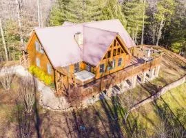 Mill Creek Point- Hot Tub, Covered Deck, 45 Acres
