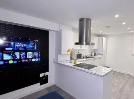 Private Kingsize Bedroom