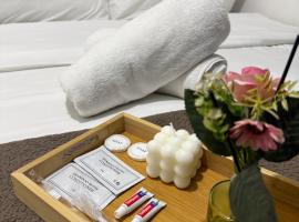 The Relax Retreat at Shore Residences, apart-hotel u gradu Sampong