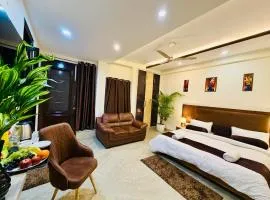 Hotel Oxygen Crown-Couple Friendly-Noida Sector 19