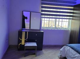 JZW Gateway, хотел с паркинг в Bamenda