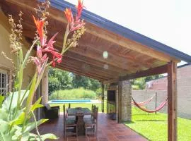 SAUCE VIEJO I - Casa con pileta